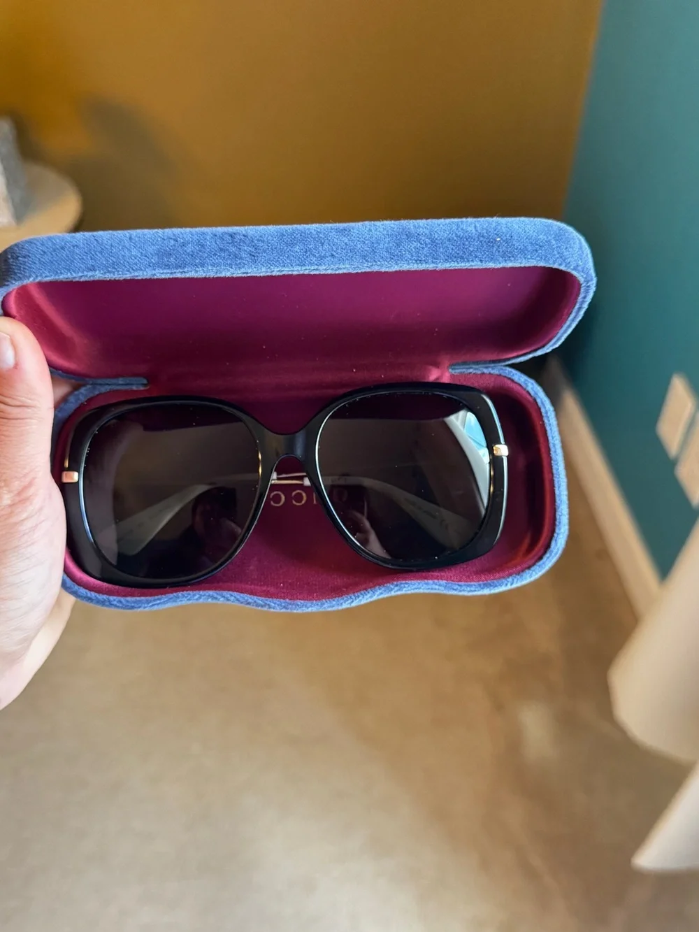 Gucci Women’s Black Square Oversized Sunglasses with Dark Lenses